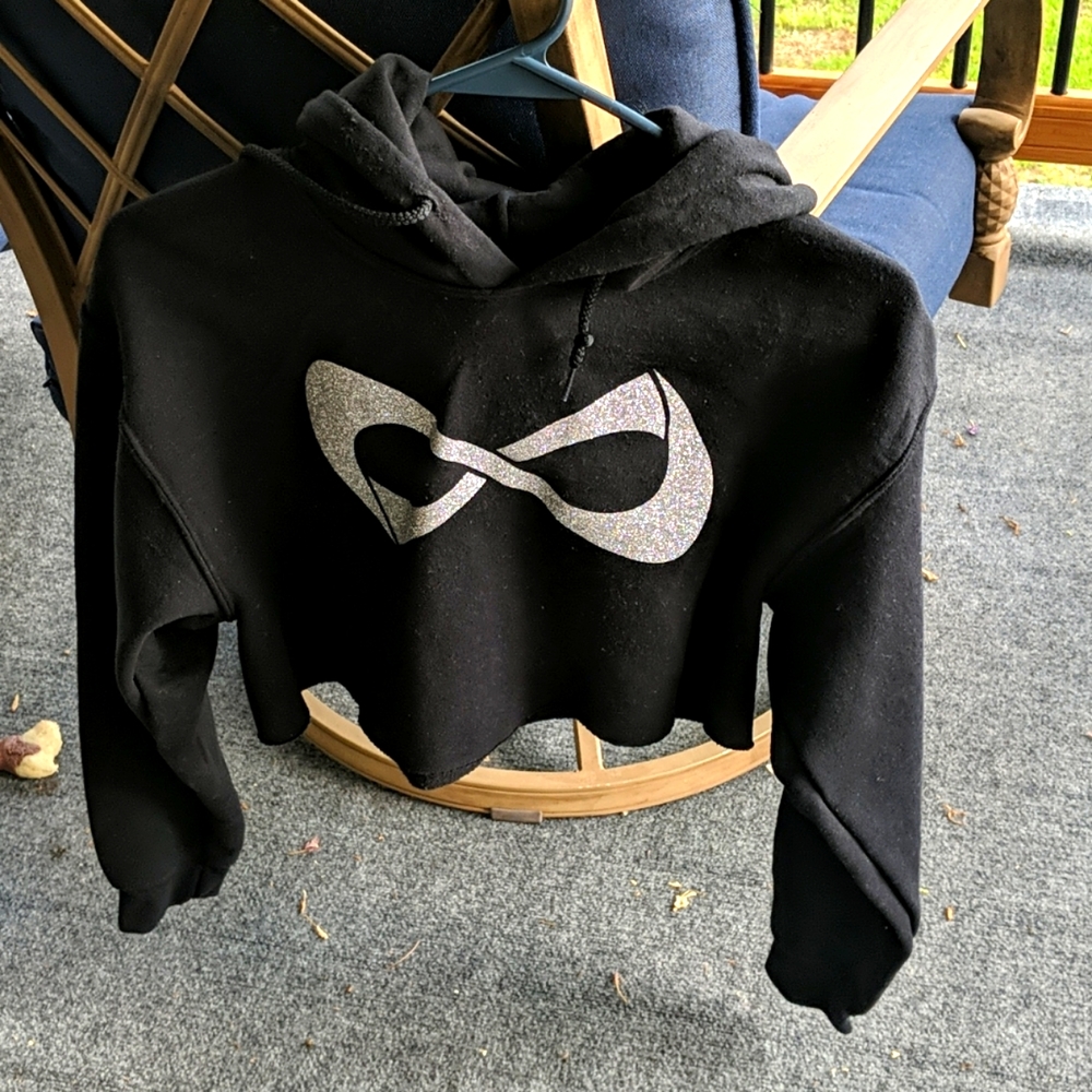 Cropped Nfinity hooded sweatshirt